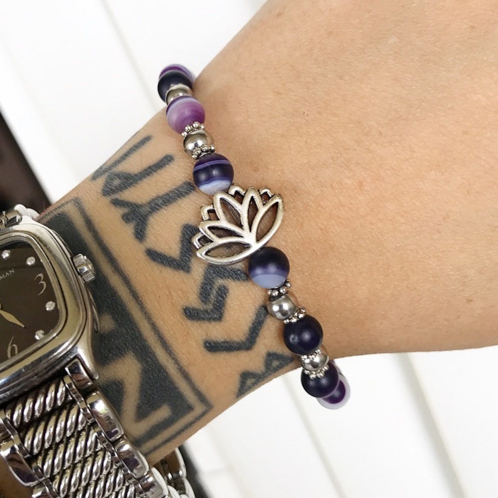 Purple agate silver plated lotus flower bracelet - Picture 5 of 8